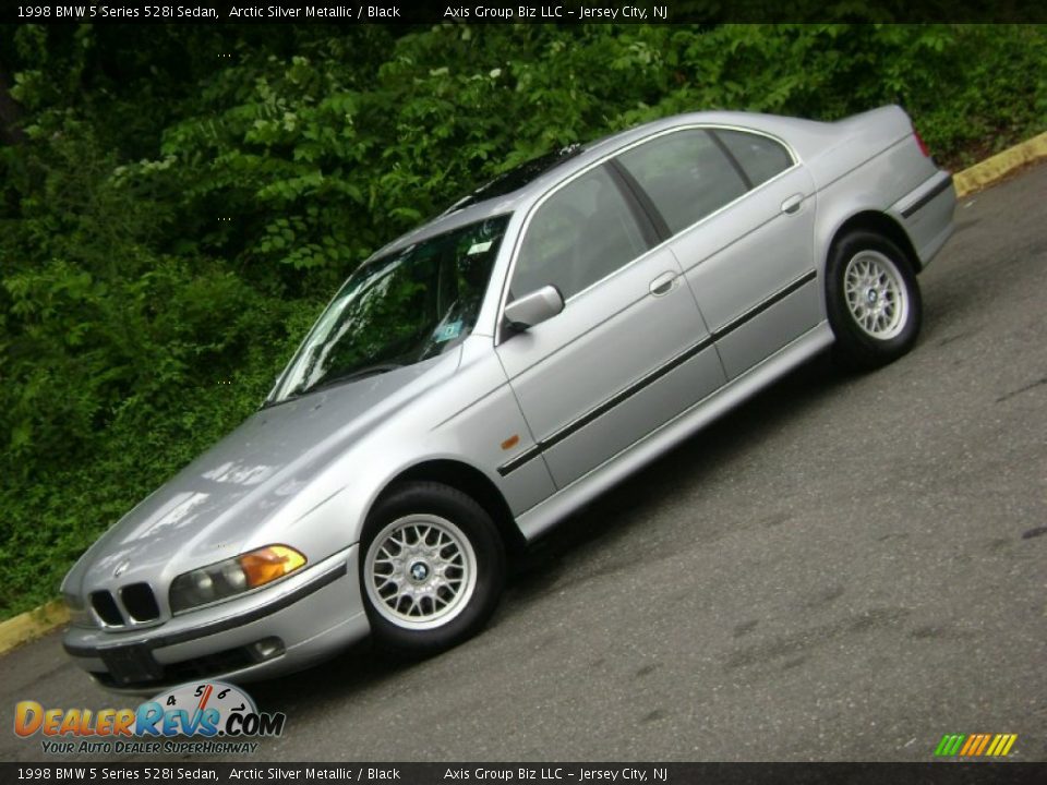 1998 BMW 5 Series 528i Sedan Arctic Silver Metallic / Black Photo #32