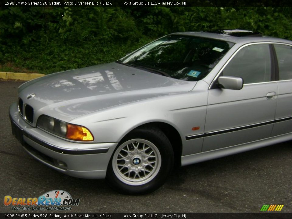 1998 BMW 5 Series 528i Sedan Arctic Silver Metallic / Black Photo #34