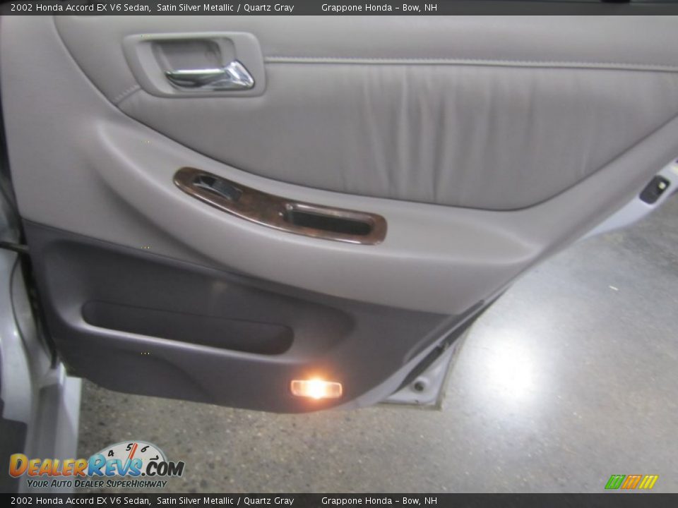 2002 Honda Accord EX V6 Sedan Satin Silver Metallic / Quartz Gray Photo #15