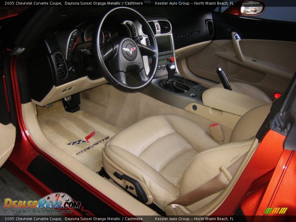 Cashmere Interior - 2005 Chevrolet Corvette Coupe Photo #13