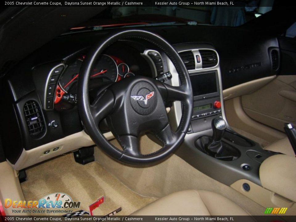 Cashmere Interior - 2005 Chevrolet Corvette Coupe Photo #19