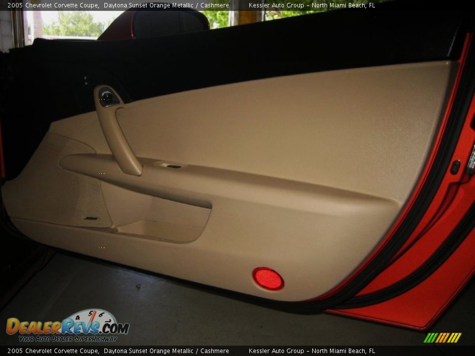 Door Panel of 2005 Chevrolet Corvette Coupe Photo #34