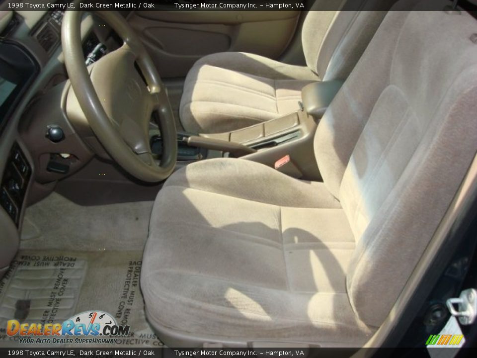 1998 Toyota Camry LE Dark Green Metallic / Oak Photo #9
