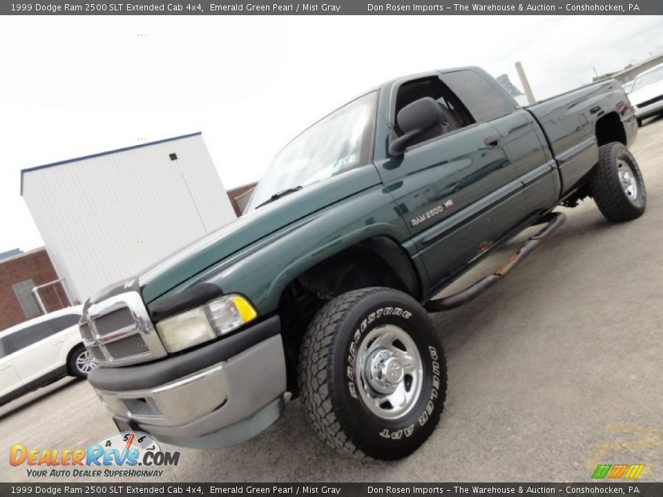 1999 Dodge Ram 2500 SLT Extended Cab 4x4 Emerald Green Pearl / Mist Gray Photo #2