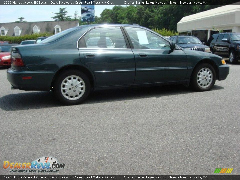 1996 Honda Accord EX Sedan Dark Eucalyptus Green Pearl Metallic / Gray Photo #3