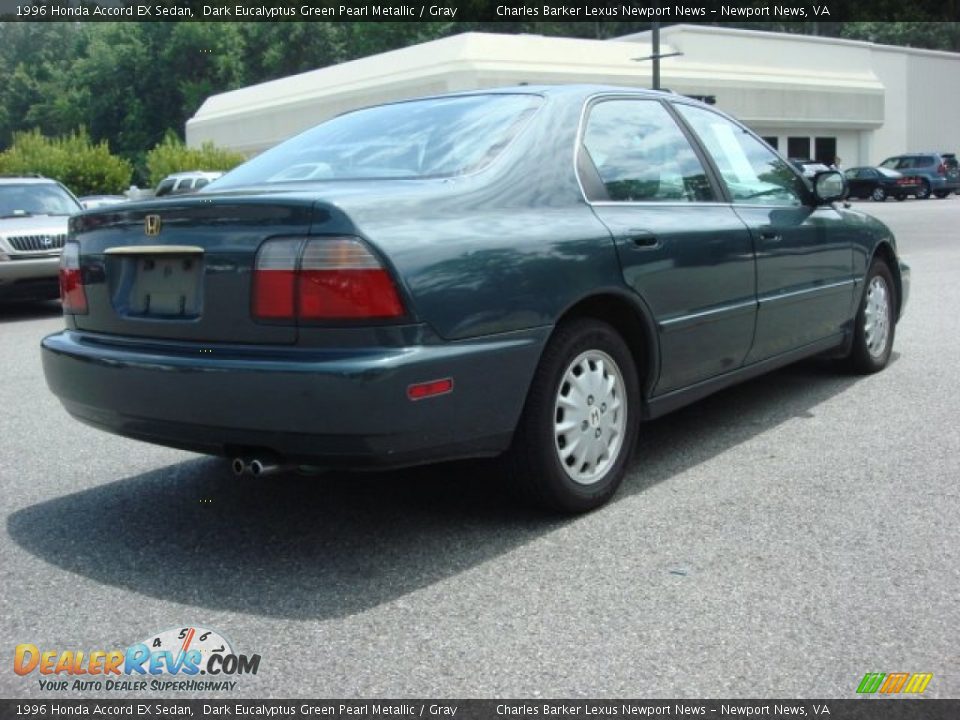 1996 Honda Accord EX Sedan Dark Eucalyptus Green Pearl Metallic / Gray Photo #4