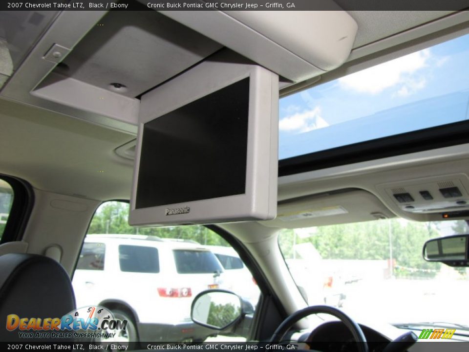 2007 Chevrolet Tahoe LTZ Black / Ebony Photo #19