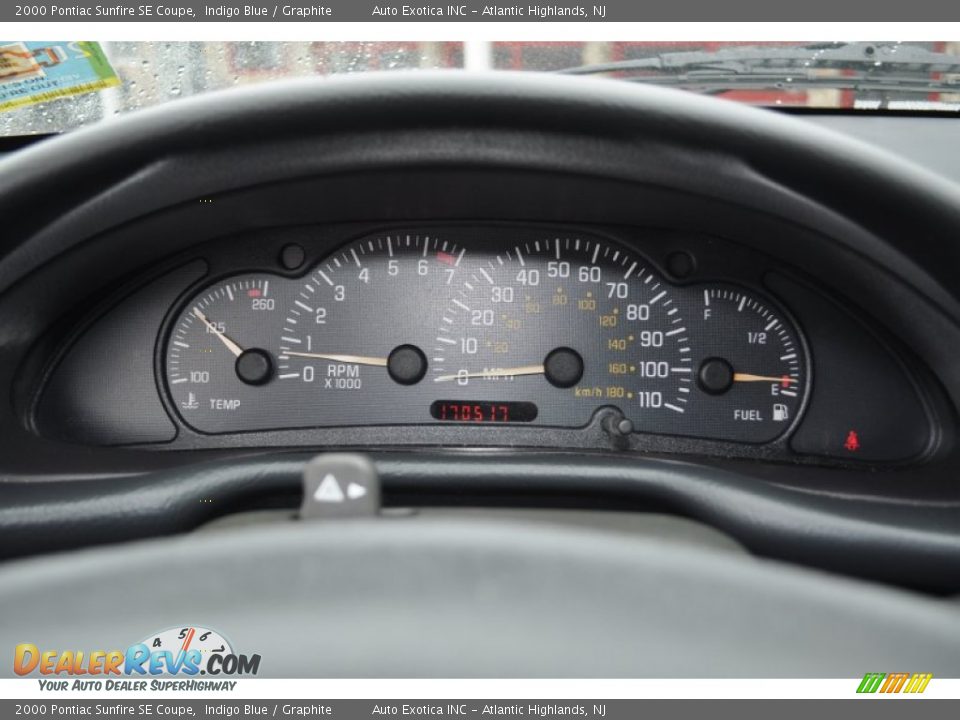 2000 Pontiac Sunfire SE Coupe Gauges Photo 10
