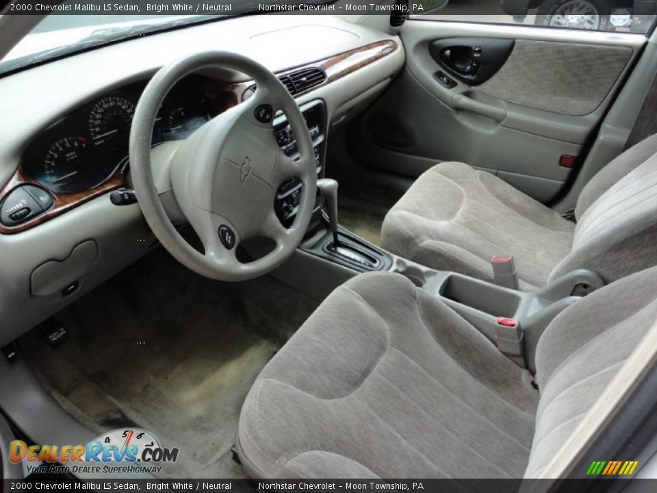 Neutral Interior - 2000 Chevrolet Malibu LS Sedan Photo #7