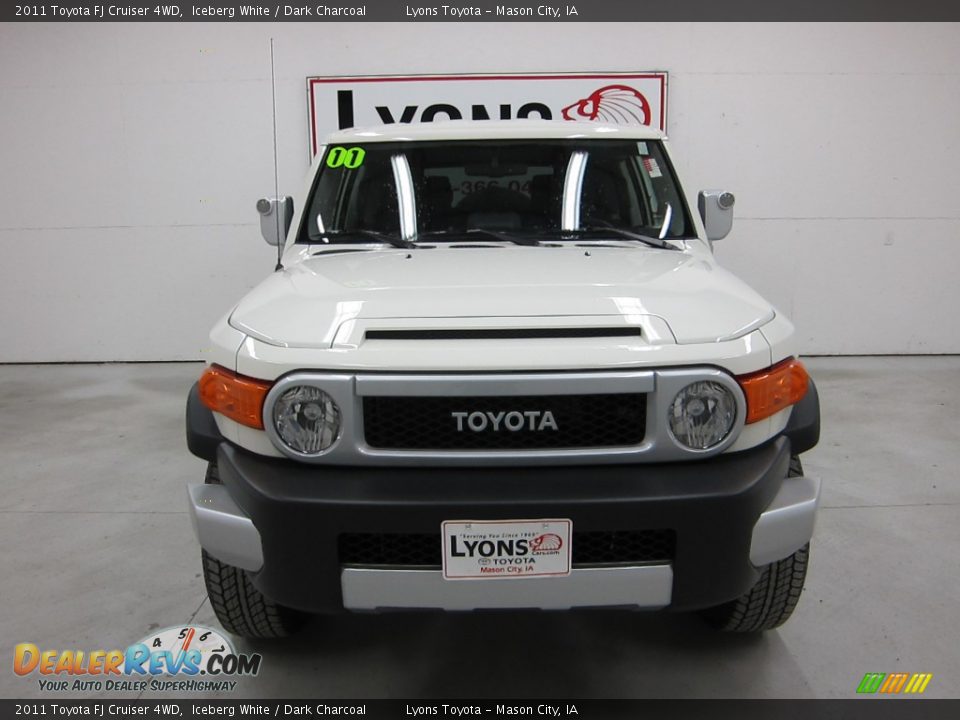 2011 Toyota FJ Cruiser 4WD Iceberg White / Dark Charcoal Photo #6