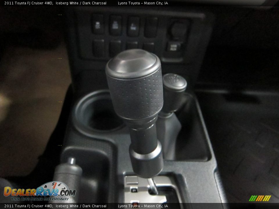2011 Toyota FJ Cruiser 4WD Iceberg White / Dark Charcoal Photo #8