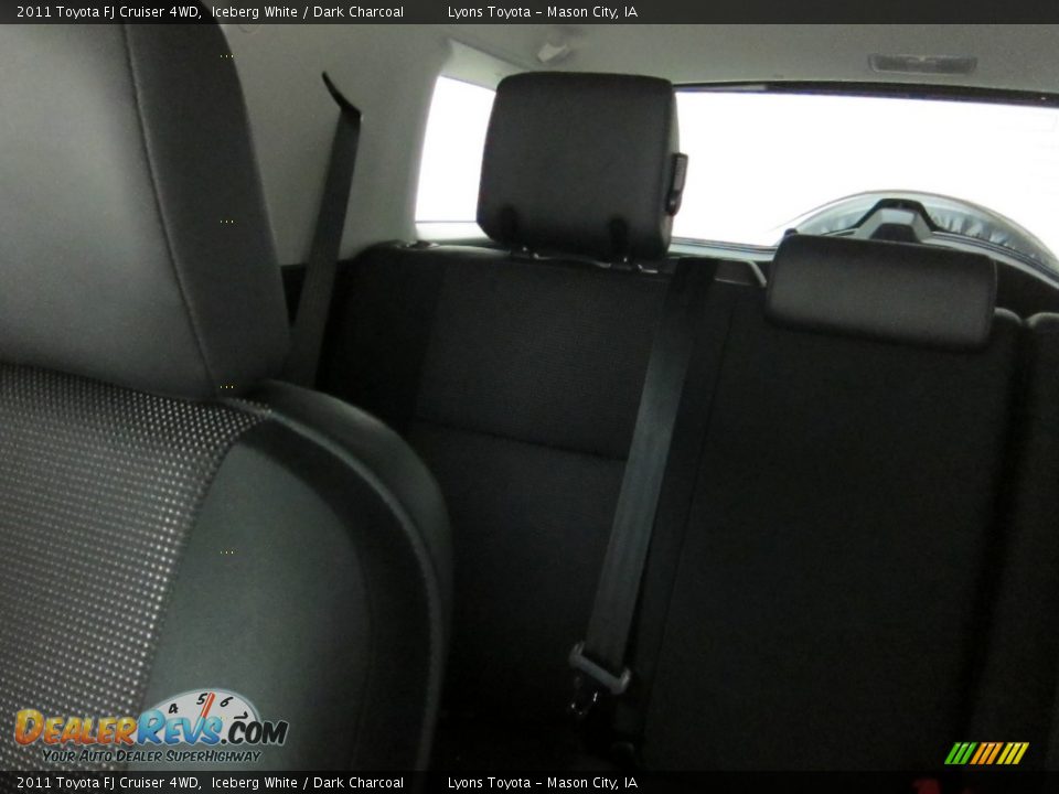 2011 Toyota FJ Cruiser 4WD Iceberg White / Dark Charcoal Photo #9