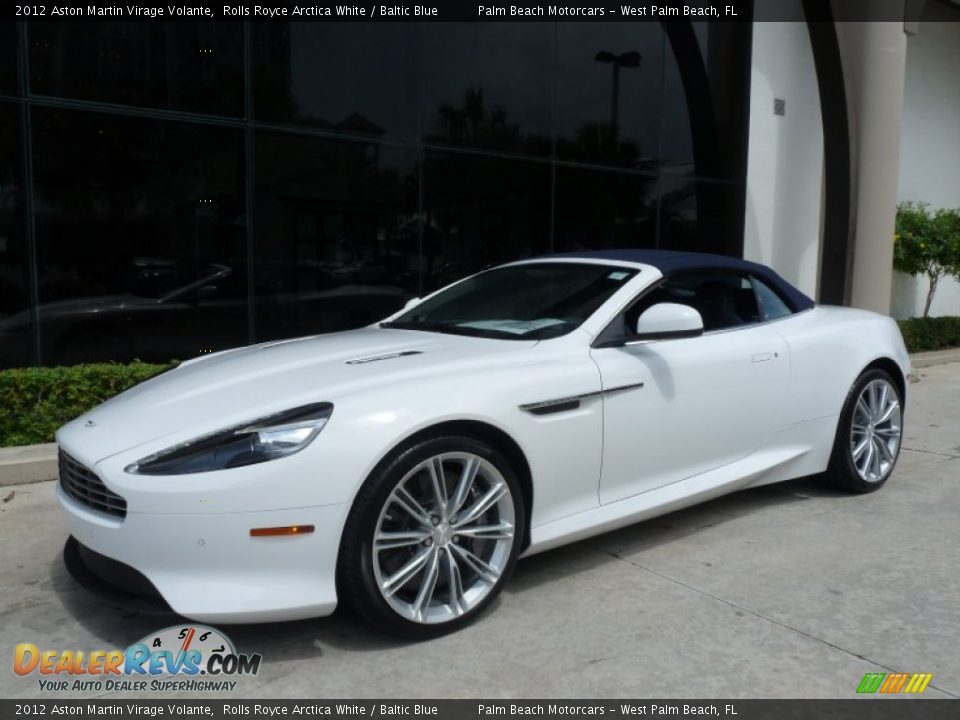 Front 3/4 View of 2012 Aston Martin Virage Volante Photo #4