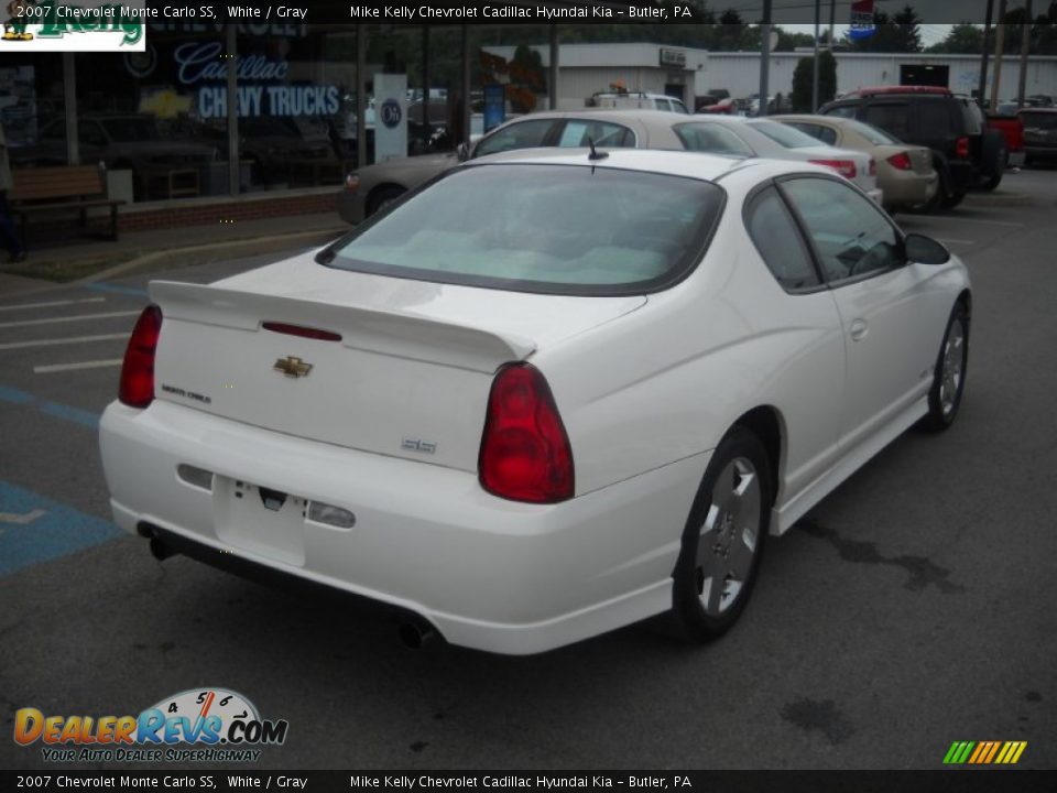 2007 Chevrolet Monte Carlo SS White / Gray Photo #3