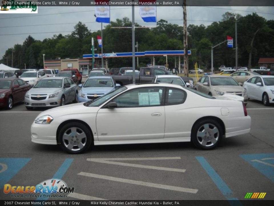 2007 Chevrolet Monte Carlo SS White / Gray Photo #6