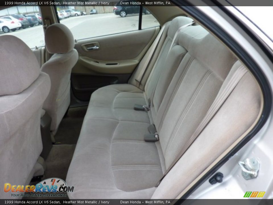 Ivory Interior - 1999 Honda Accord LX V6 Sedan Photo #9