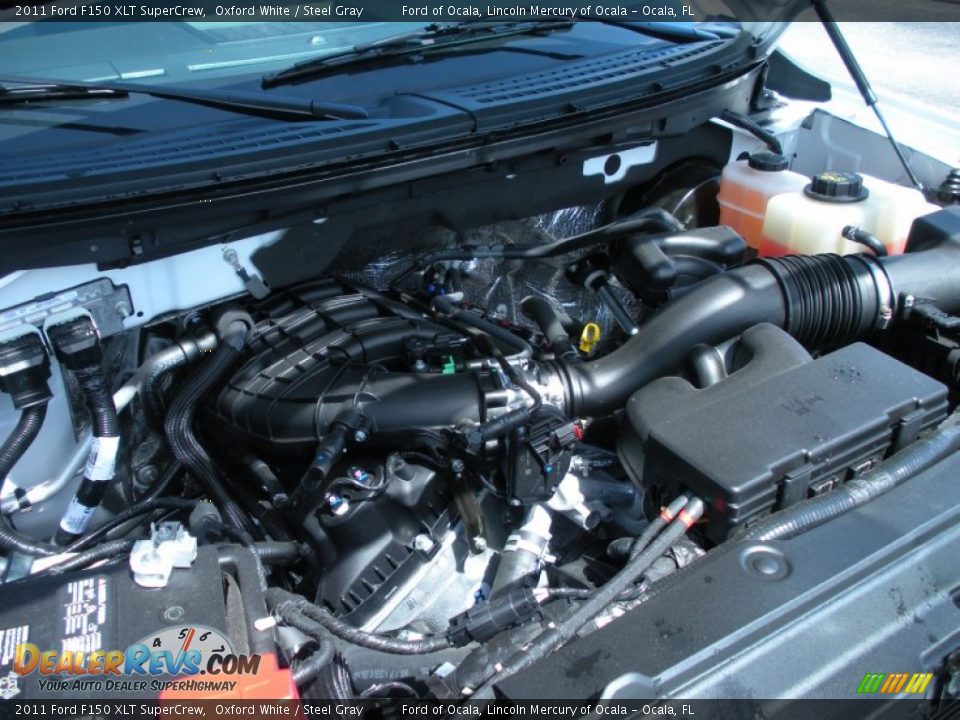 2011 Ford F150 XLT SuperCrew Oxford White / Steel Gray Photo #11