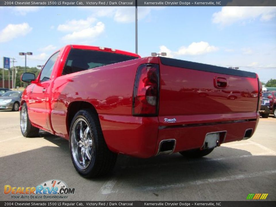 2004 Chevrolet Silverado 1500 LS Regular Cab Victory Red / Dark Charcoal Photo #5