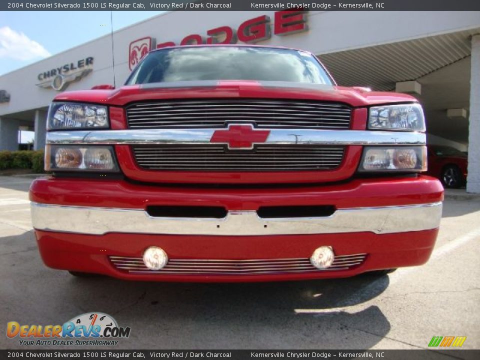 2004 Chevrolet Silverado 1500 LS Regular Cab Victory Red / Dark Charcoal Photo #8