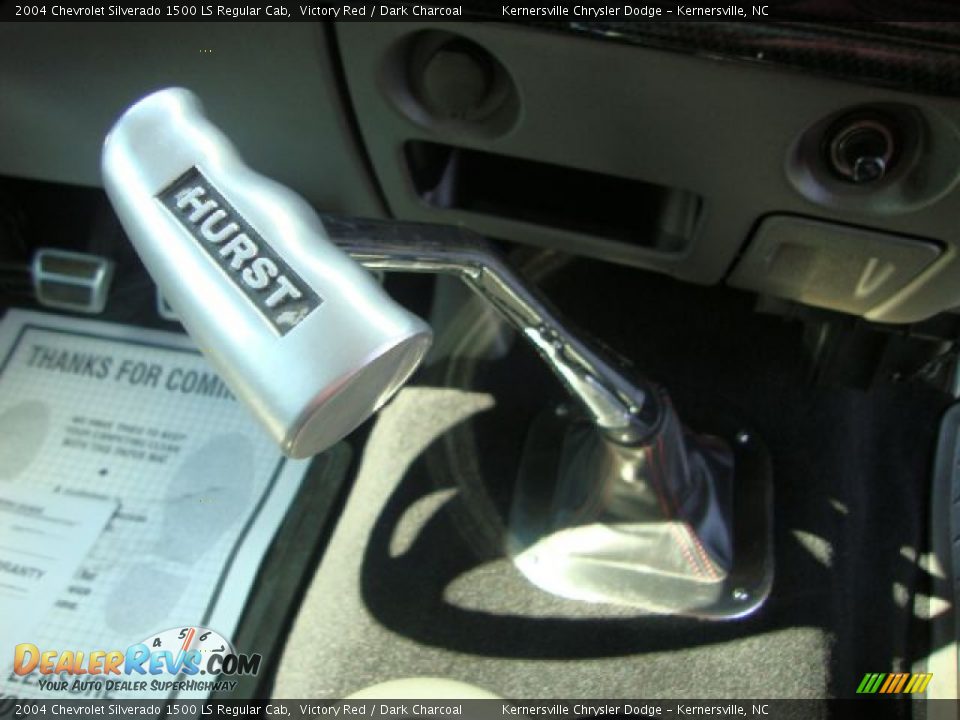 2004 Chevrolet Silverado 1500 LS Regular Cab Shifter Photo #23