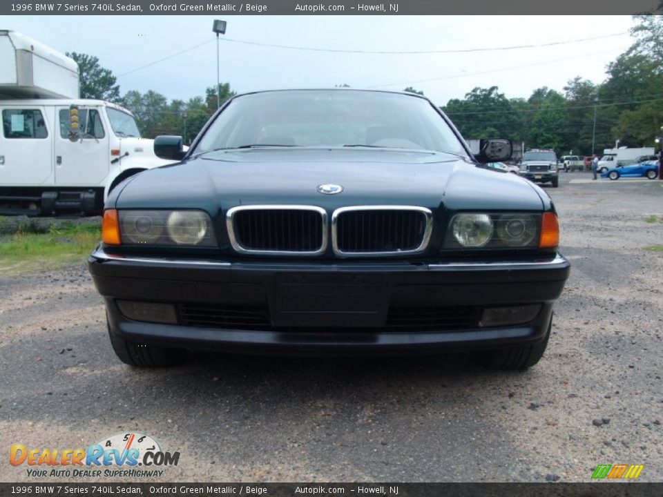 1996 BMW 7 Series 740iL Sedan Oxford Green Metallic / Beige Photo #2