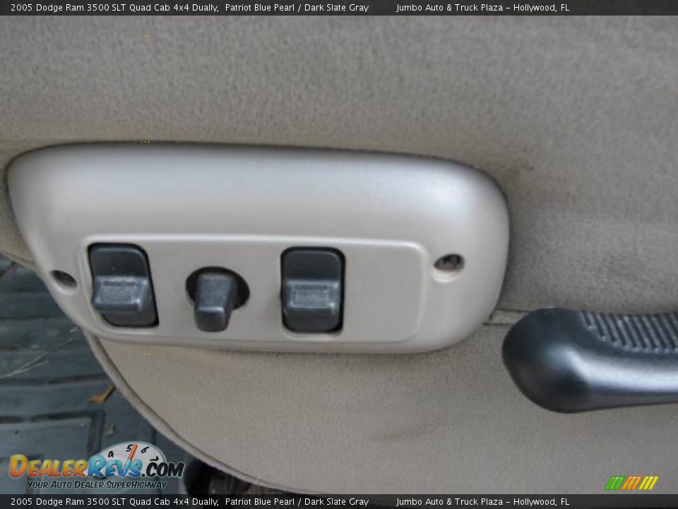 2005 Dodge Ram 3500 SLT Quad Cab 4x4 Dually Patriot Blue Pearl / Dark Slate Gray Photo #22