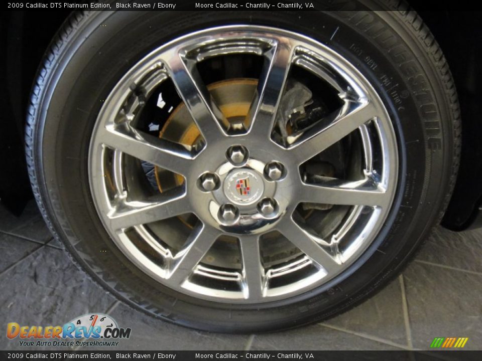 2009 Cadillac DTS Platinum Edition Wheel Photo #12