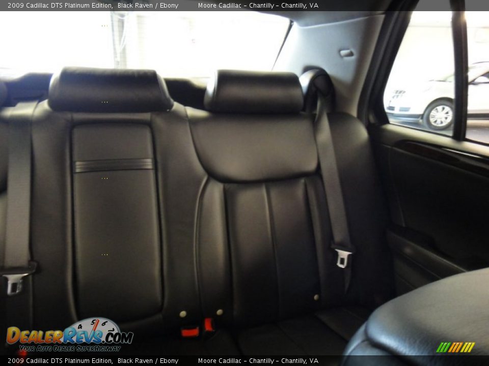 2009 Cadillac DTS Platinum Edition Black Raven / Ebony Photo #30