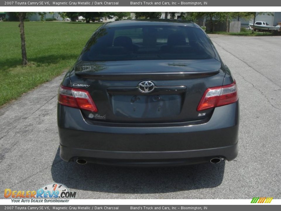 2007 Toyota Camry SE V6 Magnetic Gray Metallic / Dark Charcoal Photo #3