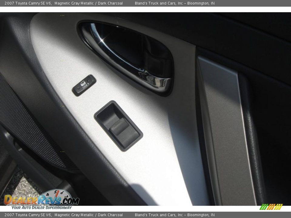2007 Toyota Camry SE V6 Magnetic Gray Metallic / Dark Charcoal Photo #10