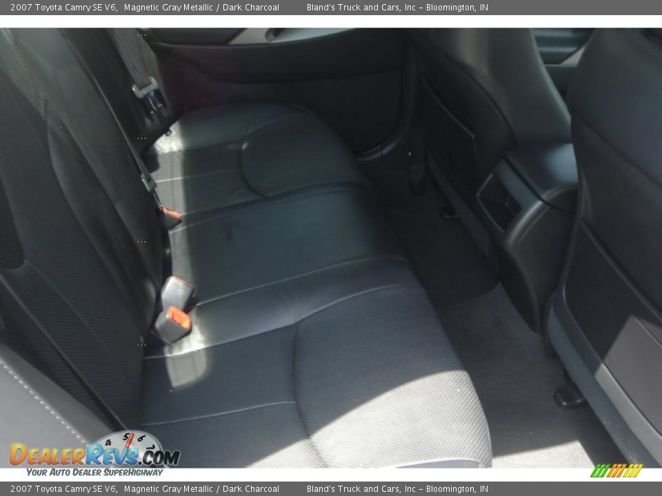 2007 Toyota Camry SE V6 Magnetic Gray Metallic / Dark Charcoal Photo #16