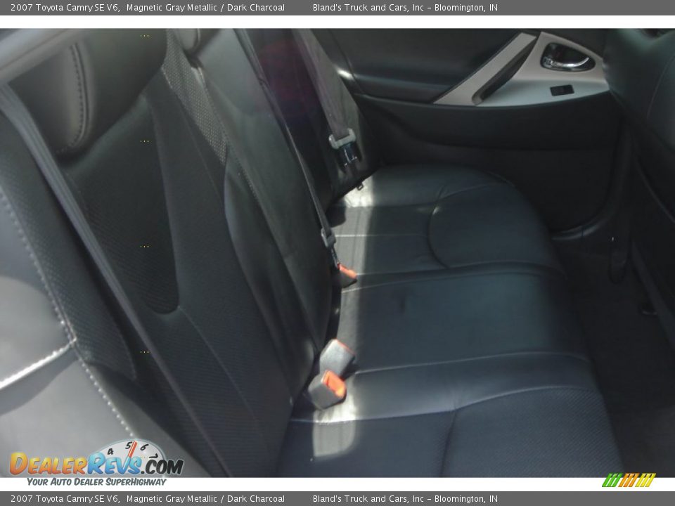 2007 Toyota Camry SE V6 Magnetic Gray Metallic / Dark Charcoal Photo #17