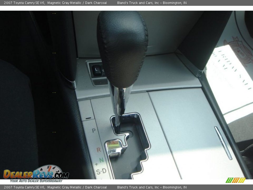 2007 Toyota Camry SE V6 Magnetic Gray Metallic / Dark Charcoal Photo #31