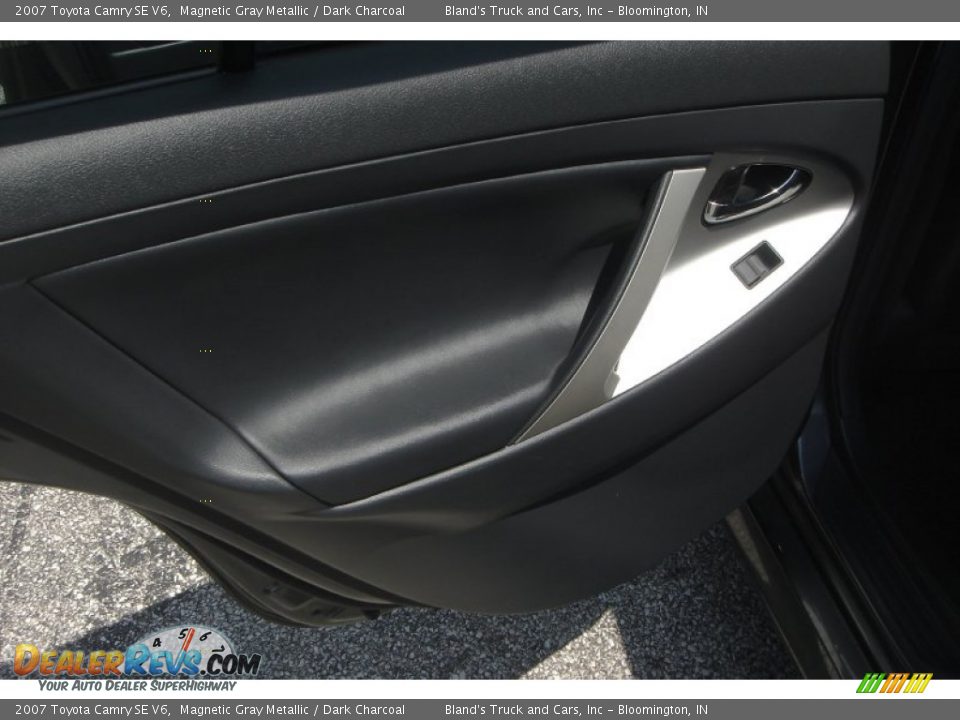 2007 Toyota Camry SE V6 Magnetic Gray Metallic / Dark Charcoal Photo #34