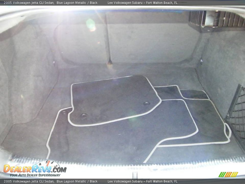 2005 Volkswagen Jetta GLI Sedan Blue Lagoon Metallic / Black Photo #26