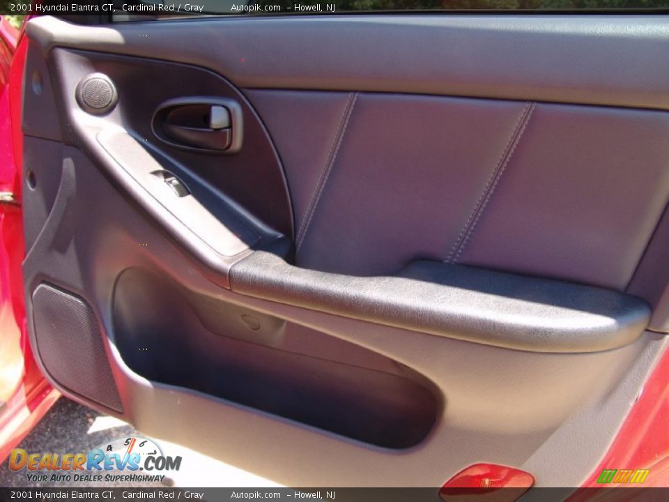 2001 Hyundai Elantra GT Cardinal Red / Gray Photo #16