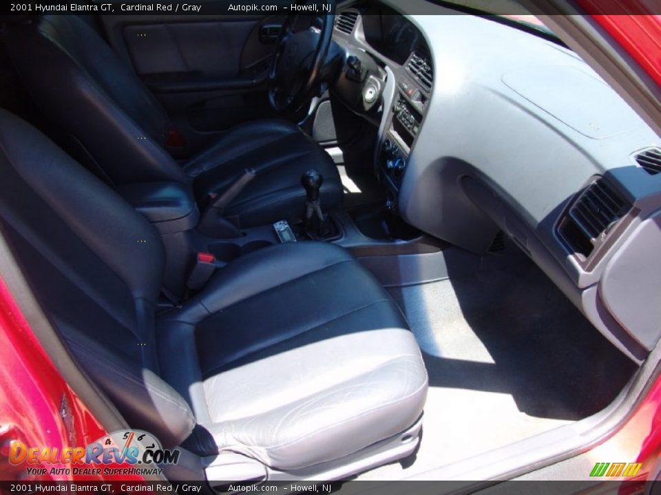 2001 Hyundai Elantra GT Cardinal Red / Gray Photo #17