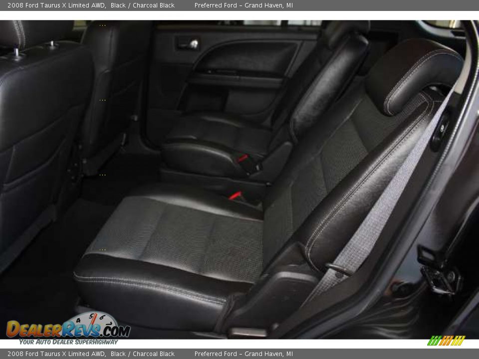 2008 Ford Taurus X Limited AWD Black / Charcoal Black Photo #16
