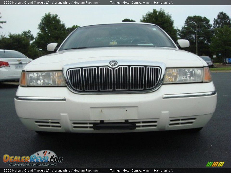 2000 Mercury Grand Marquis LS Vibrant White / Medium Parchment Photo #8