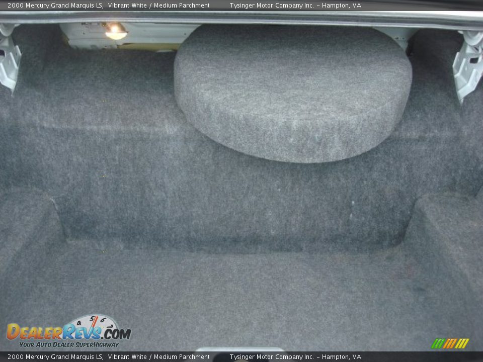2000 Mercury Grand Marquis LS Vibrant White / Medium Parchment Photo #15