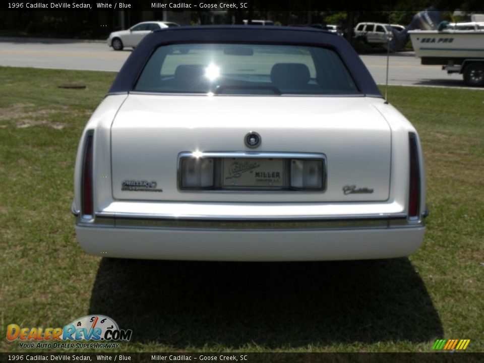 1996 Cadillac DeVille Sedan White / Blue Photo #14