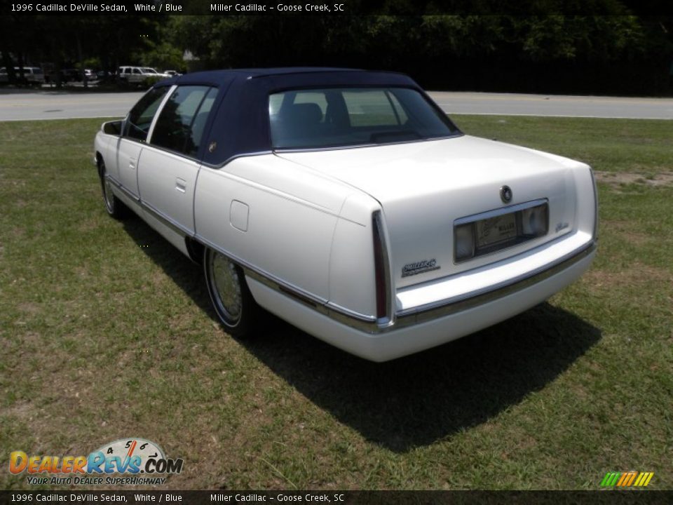 1996 Cadillac DeVille Sedan White / Blue Photo #16
