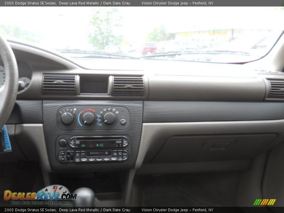 2003 Dodge Stratus SE Sedan Deep Lava Red Metallic / Dark Slate Gray Photo #18