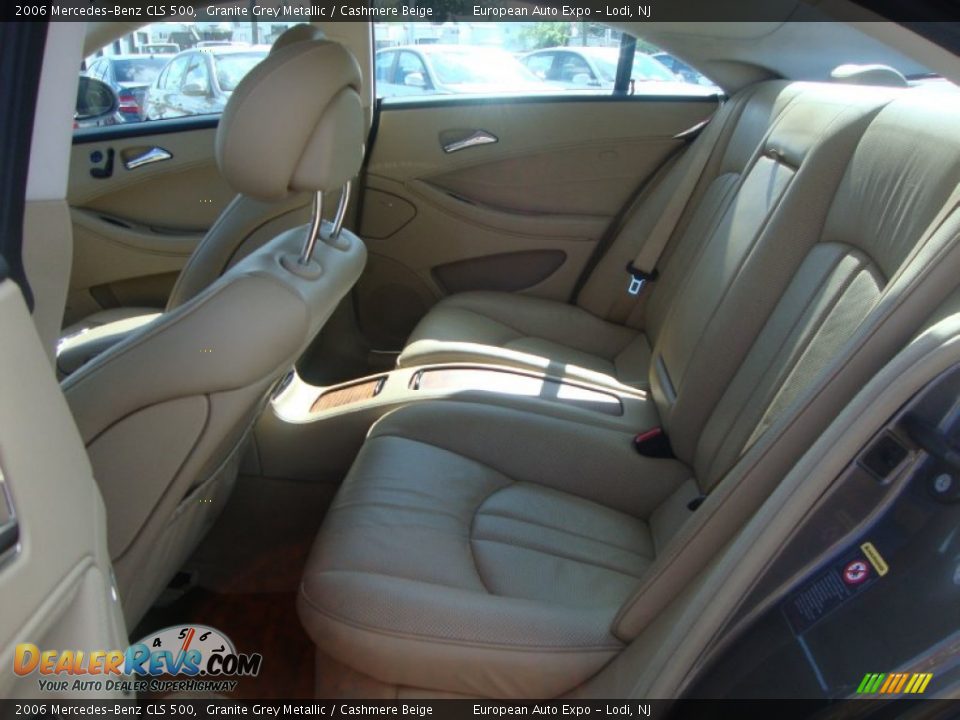 2006 Mercedes-Benz CLS 500 Granite Grey Metallic / Cashmere Beige Photo #12
