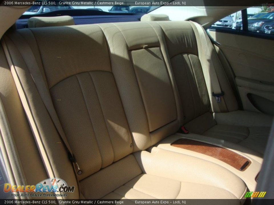 2006 Mercedes-Benz CLS 500 Granite Grey Metallic / Cashmere Beige Photo #13
