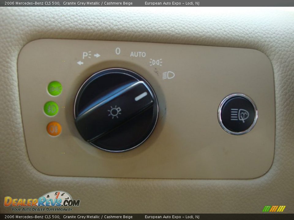 2006 Mercedes-Benz CLS 500 Granite Grey Metallic / Cashmere Beige Photo #32