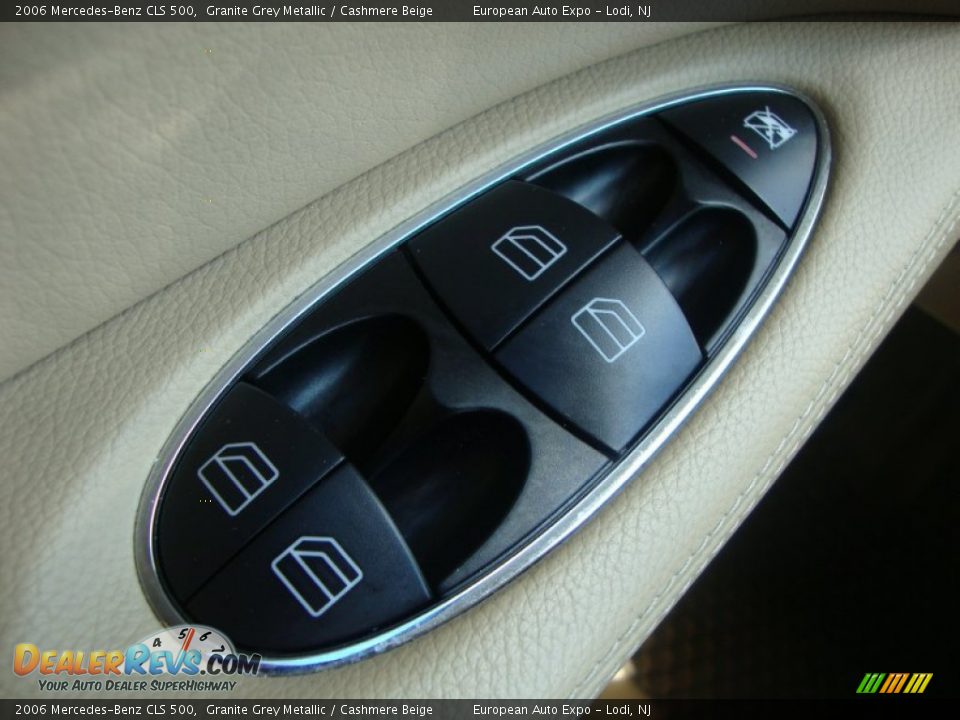2006 Mercedes-Benz CLS 500 Granite Grey Metallic / Cashmere Beige Photo #33