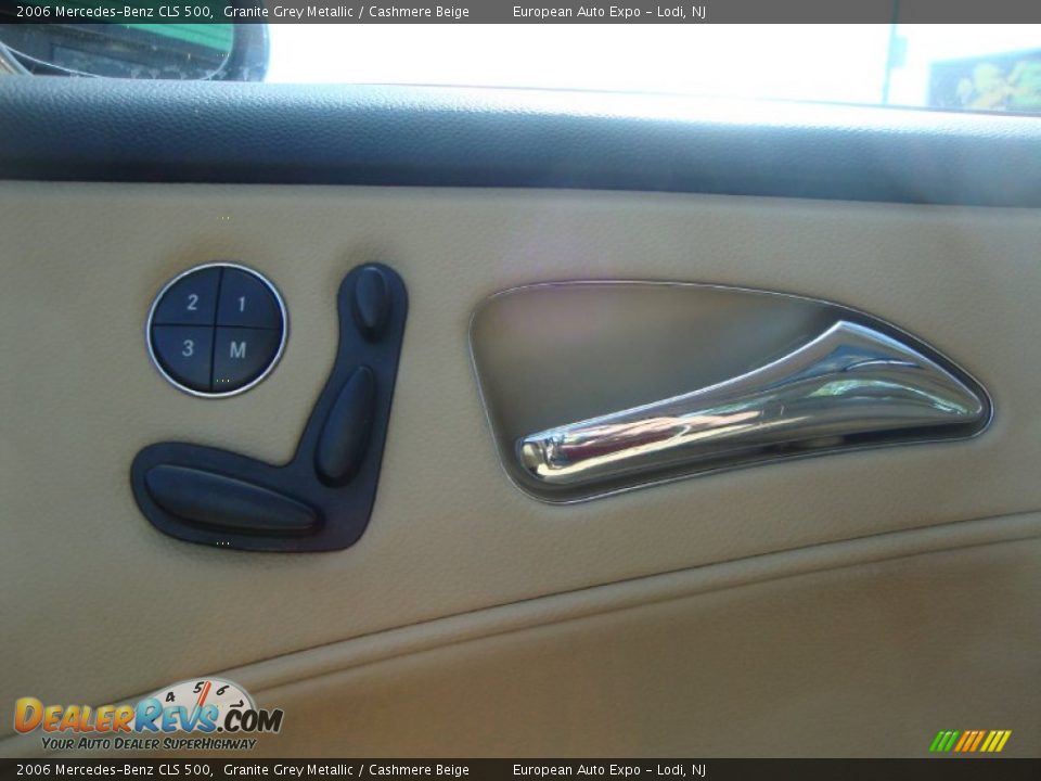2006 Mercedes-Benz CLS 500 Granite Grey Metallic / Cashmere Beige Photo #35