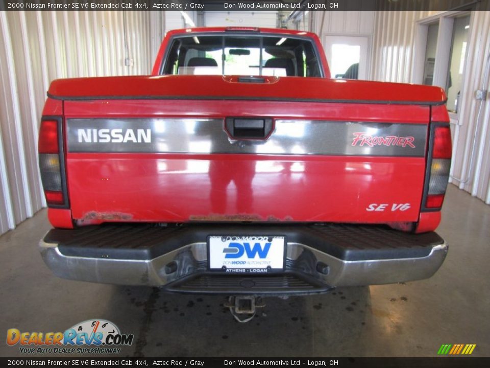 2000 Nissan Frontier SE V6 Extended Cab 4x4 Aztec Red / Gray Photo #6