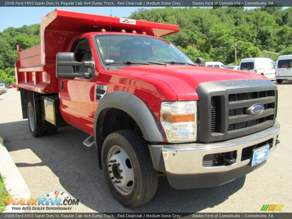 Front 3/4 View of 2008 Ford F450 Super Duty XL Regular Cab 4x4 Dump Truck Photo #4